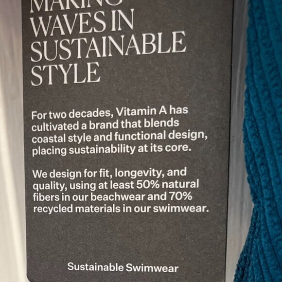 Vitamin A Woman's Plus-Size Blue One-Piece Swim Suit Sz XXL - Picture 9 of 11